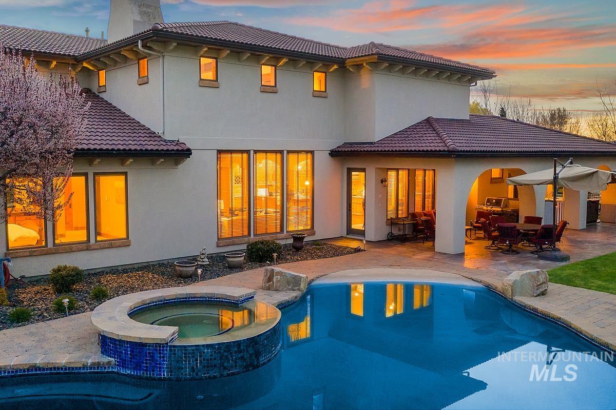 1978 N Valle Bello Way