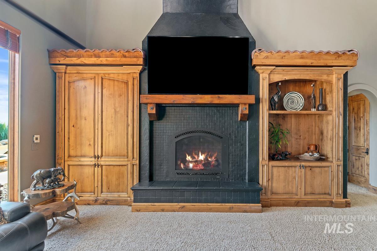 1978 N Valle Bello Way