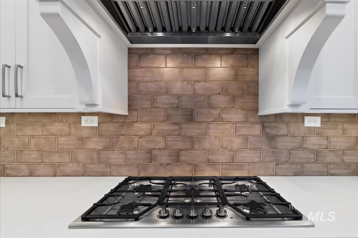 4904 W Frenchglen Dr