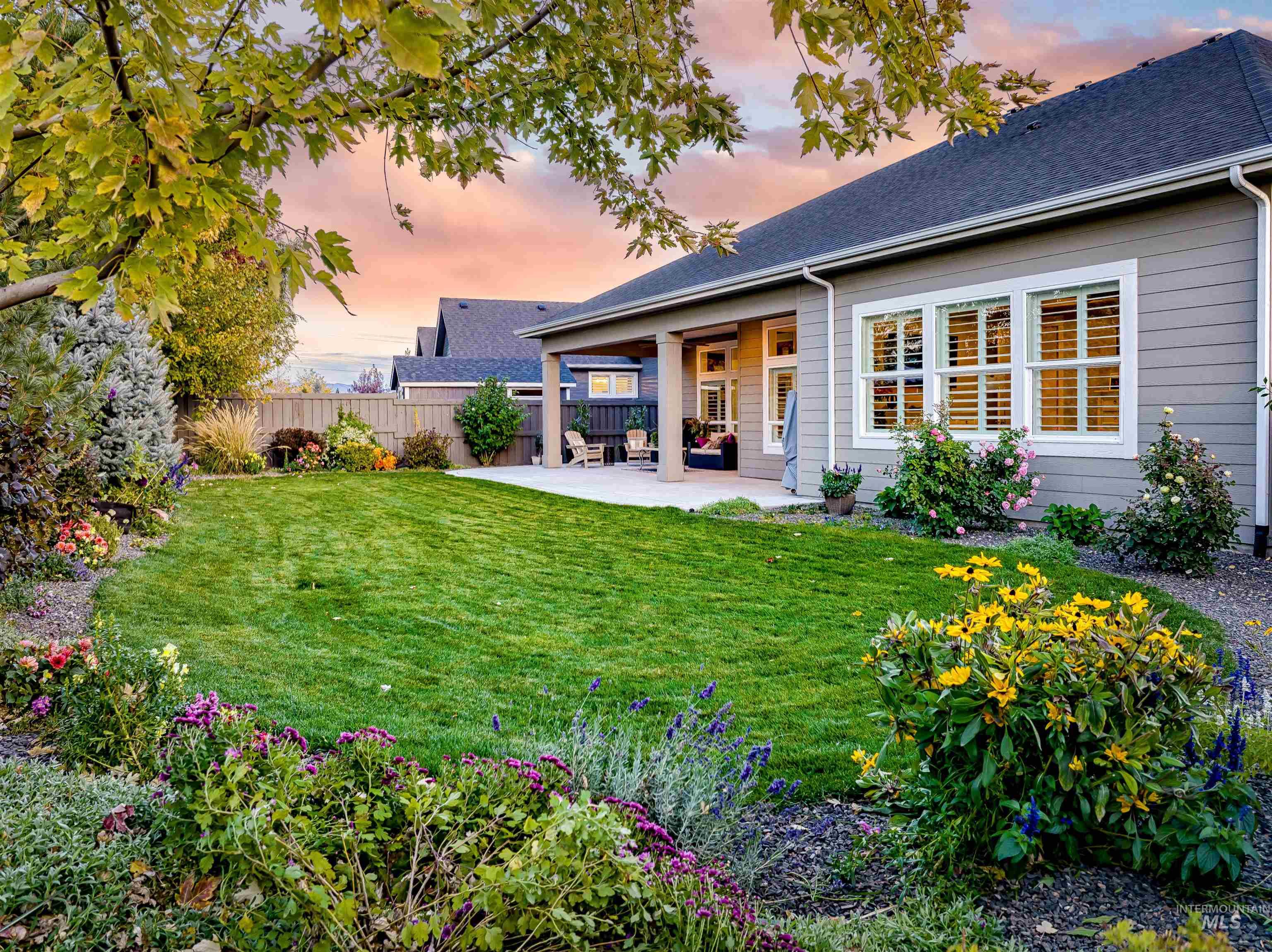 4904 W Frenchglen Dr