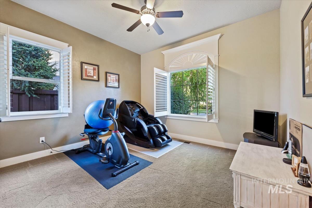 3880 W Magic Spruce Dr