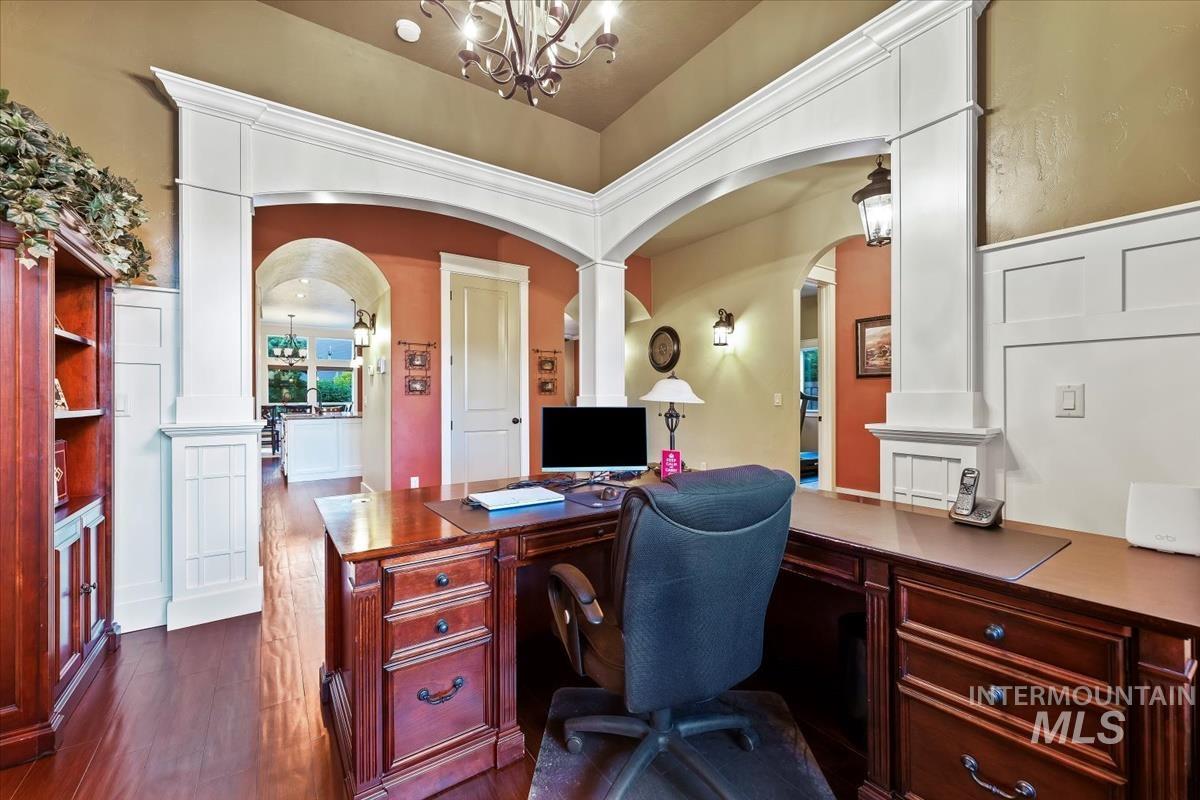 3880 W Magic Spruce Dr