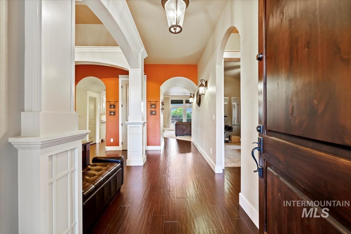 3880 W Magic Spruce Dr