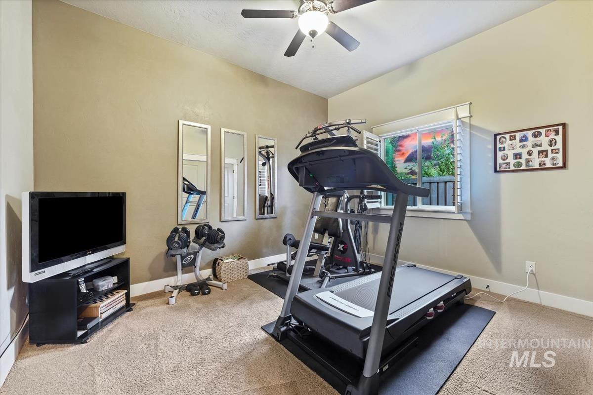 3880 W Magic Spruce Dr