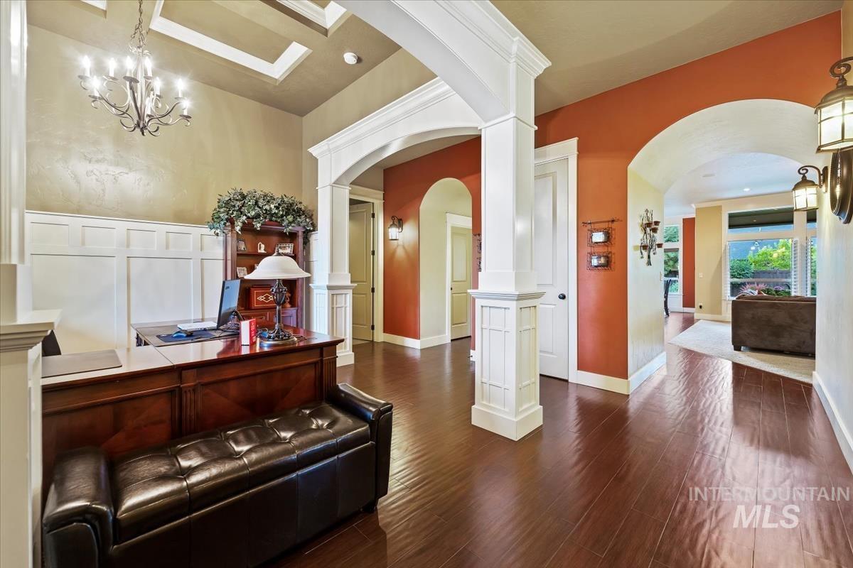 3880 W Magic Spruce Dr