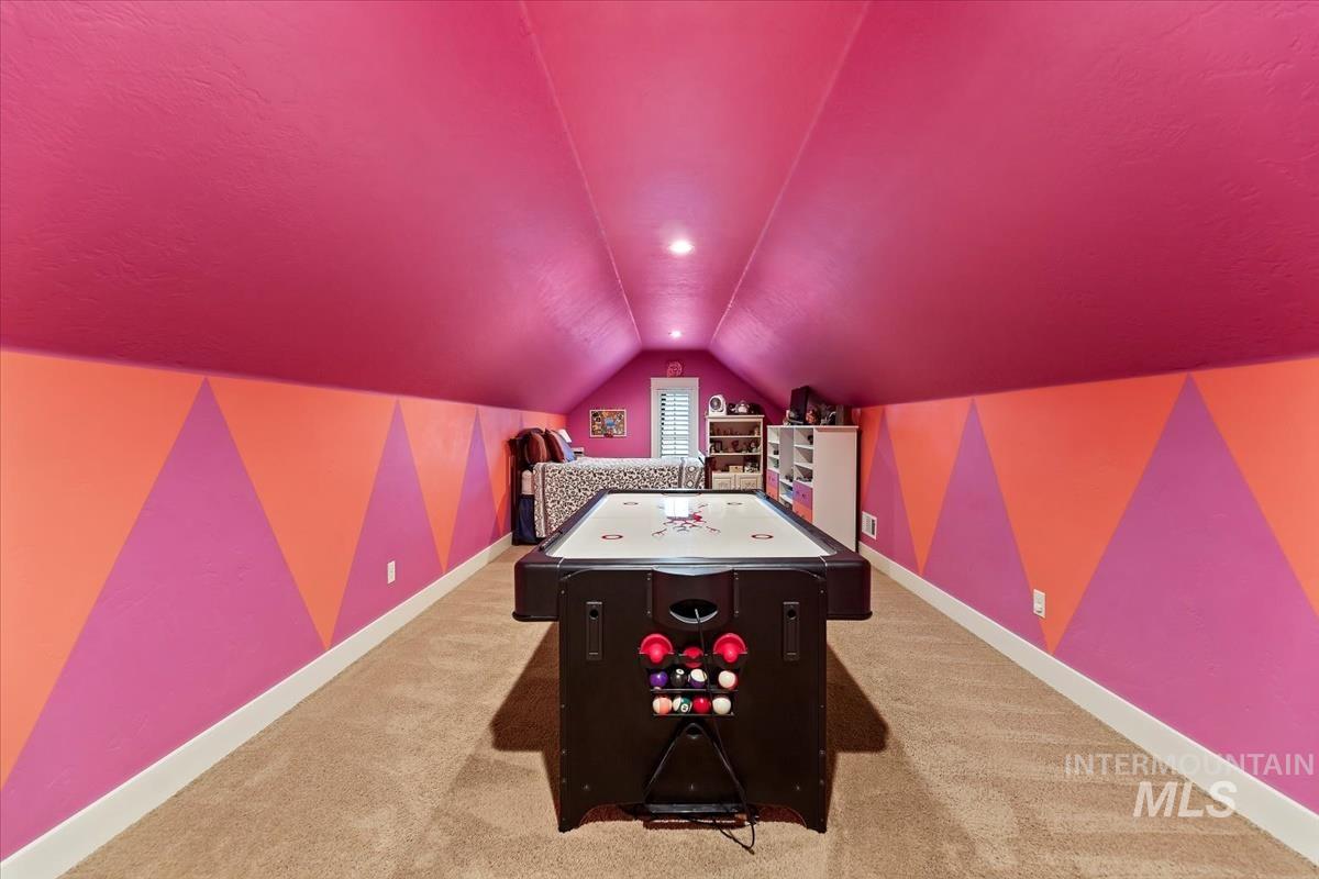 3880 W Magic Spruce Dr