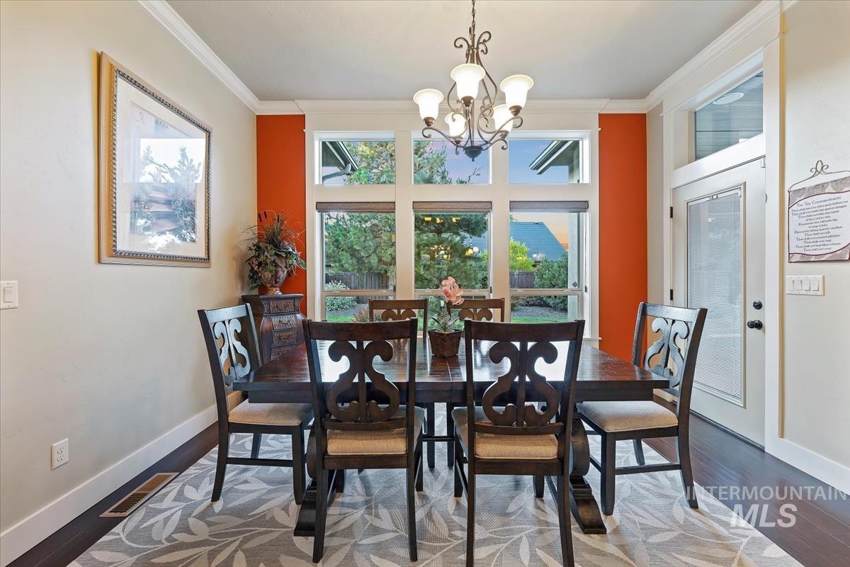 3880 W Magic Spruce Dr