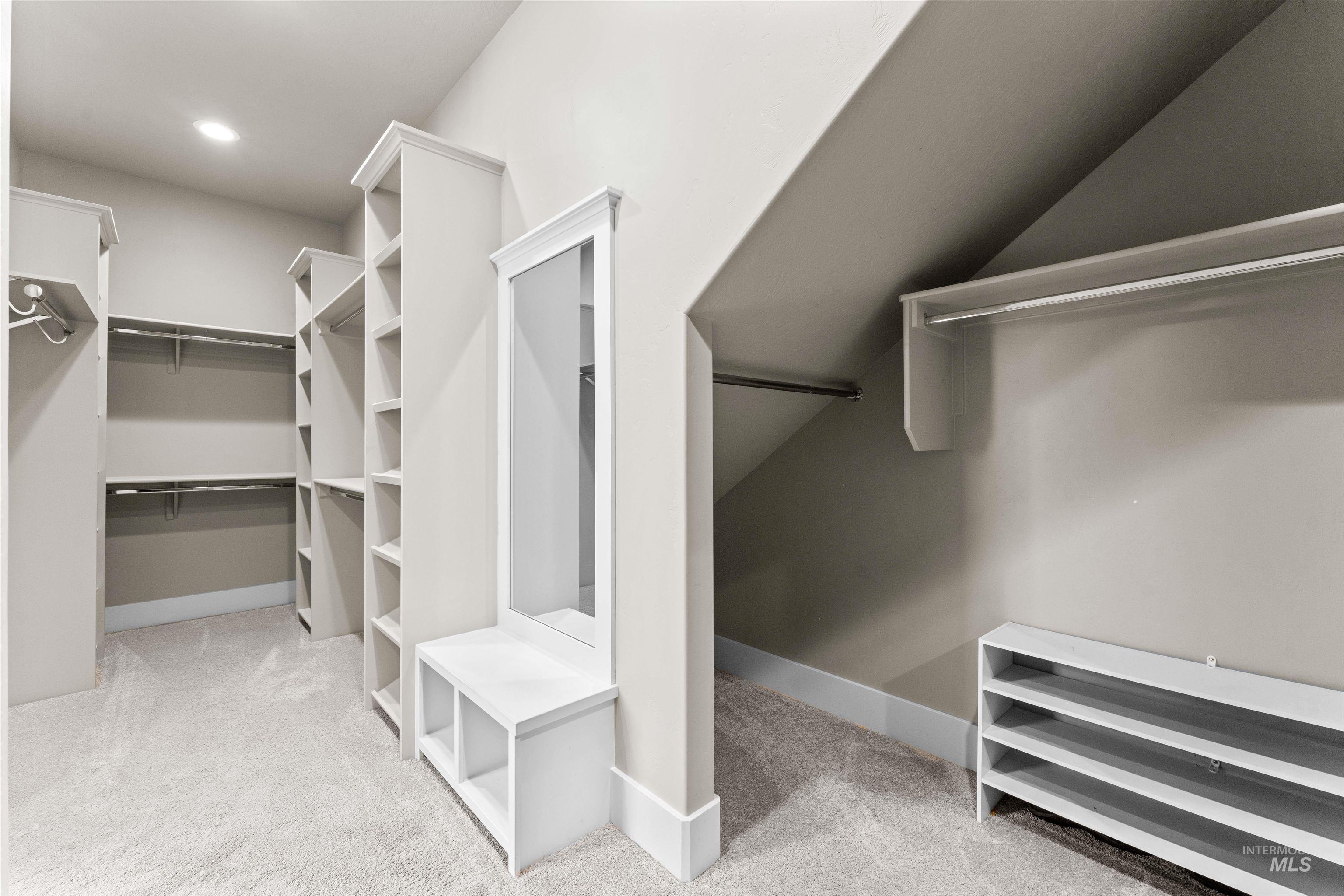 3636 W Heidelberg St