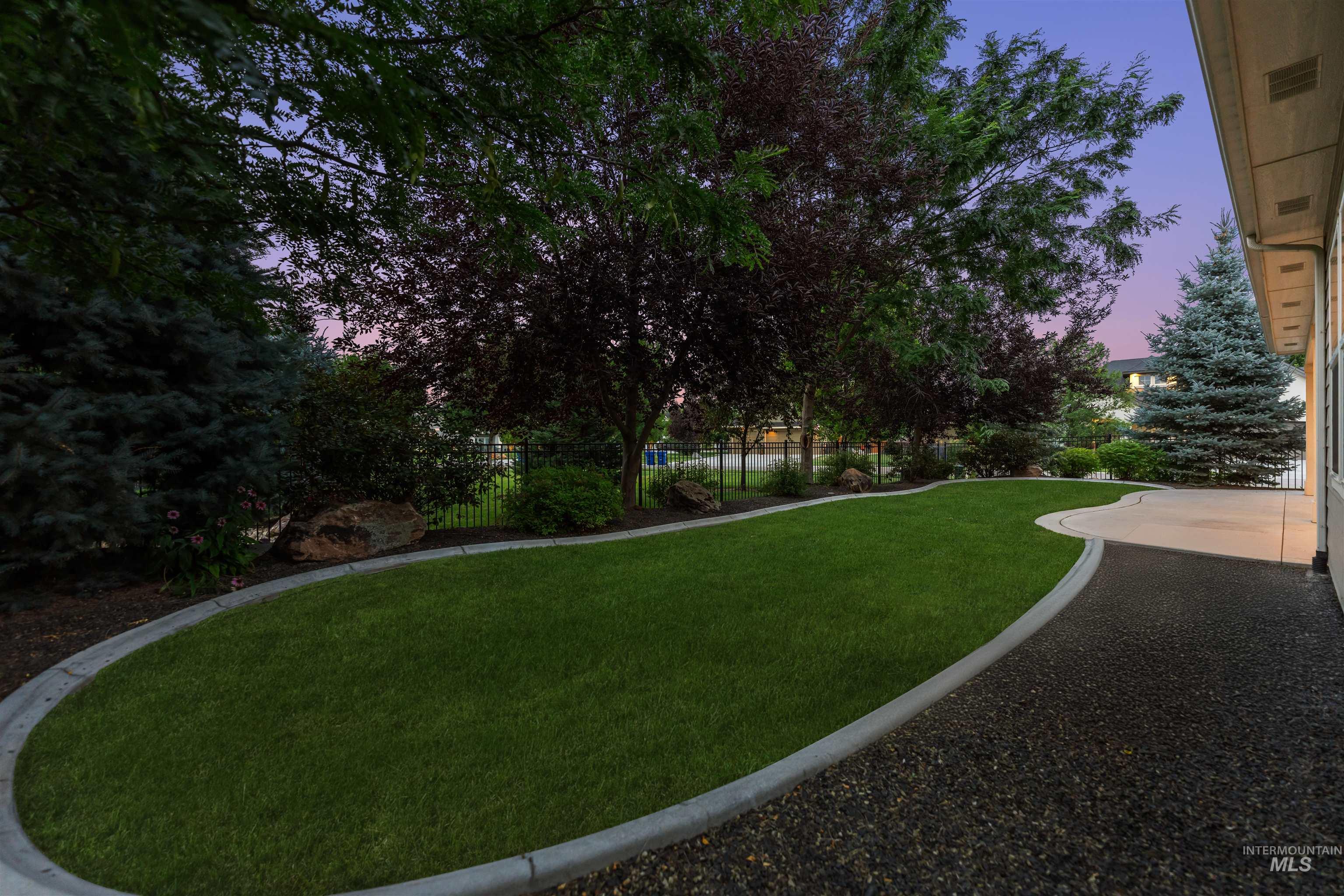 3636 W Heidelberg St