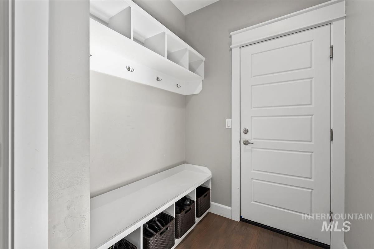 2768 S Trailwood Way