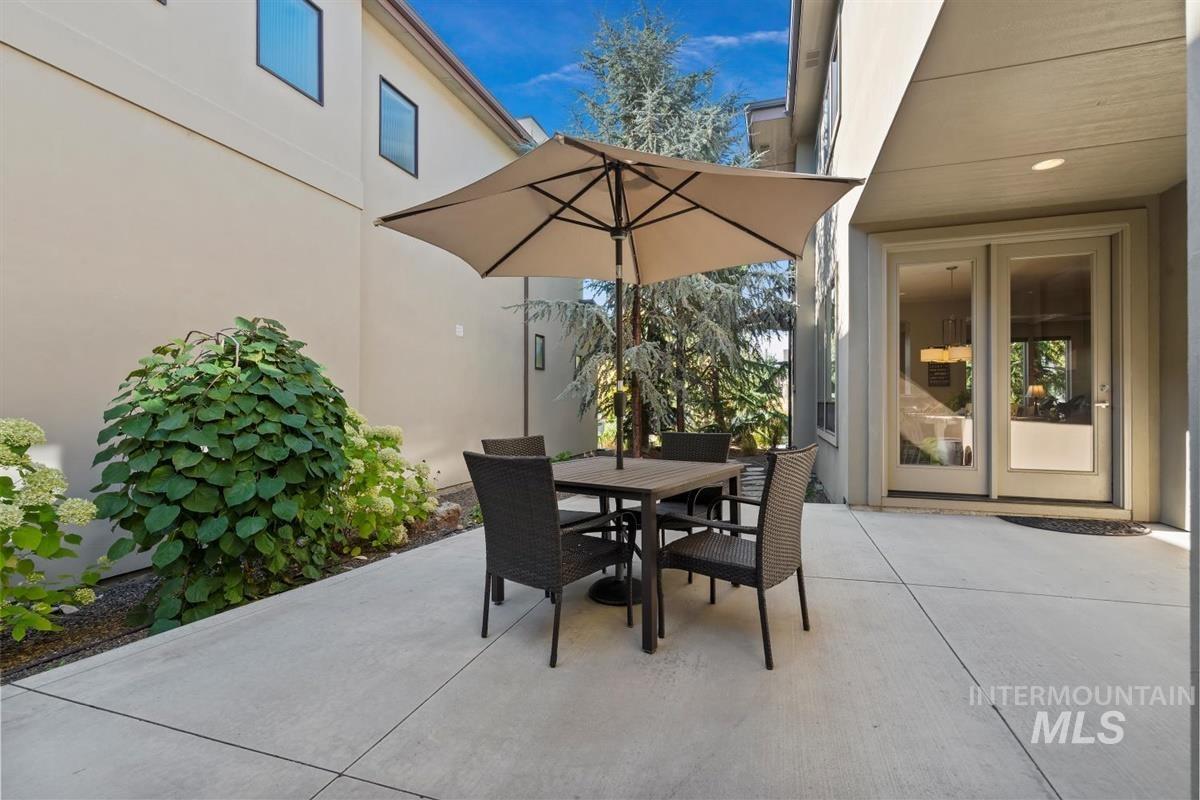 2768 S Trailwood Way