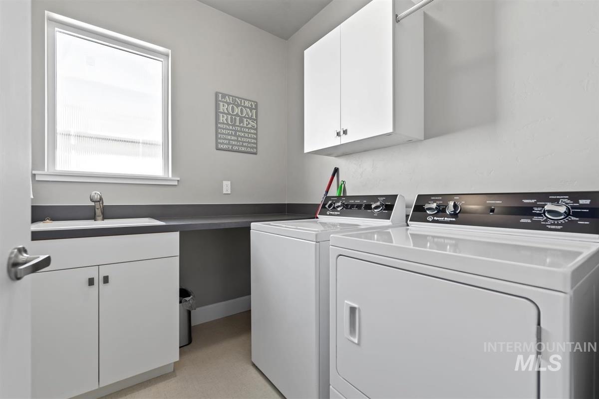 2768 S Trailwood Way