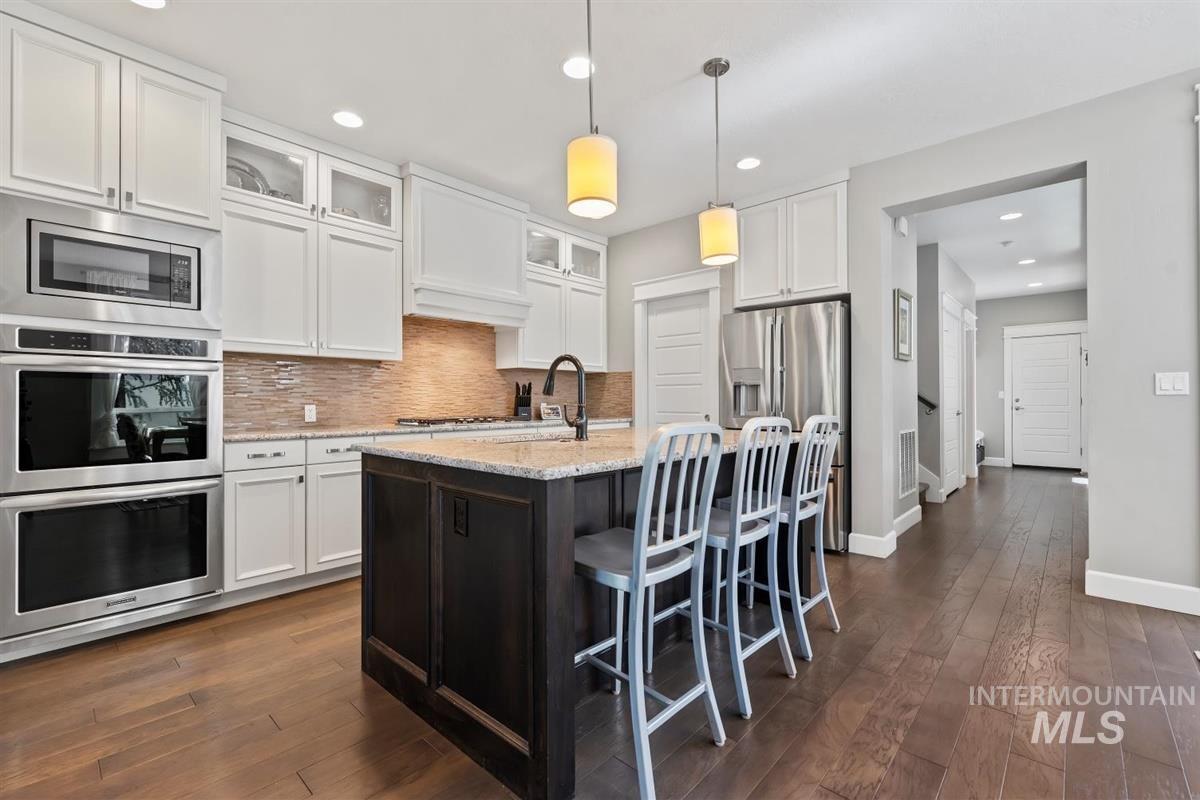 2768 S Trailwood Way