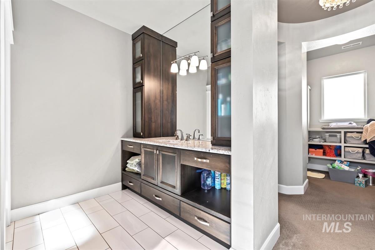 2768 S Trailwood Way