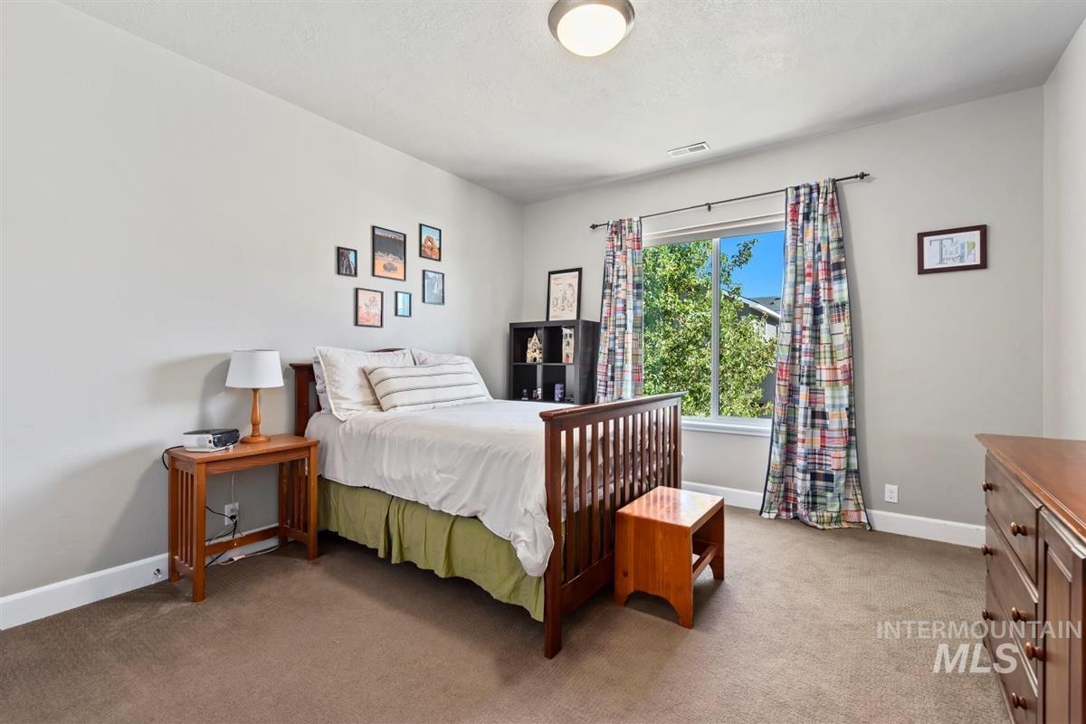 2768 S Trailwood Way