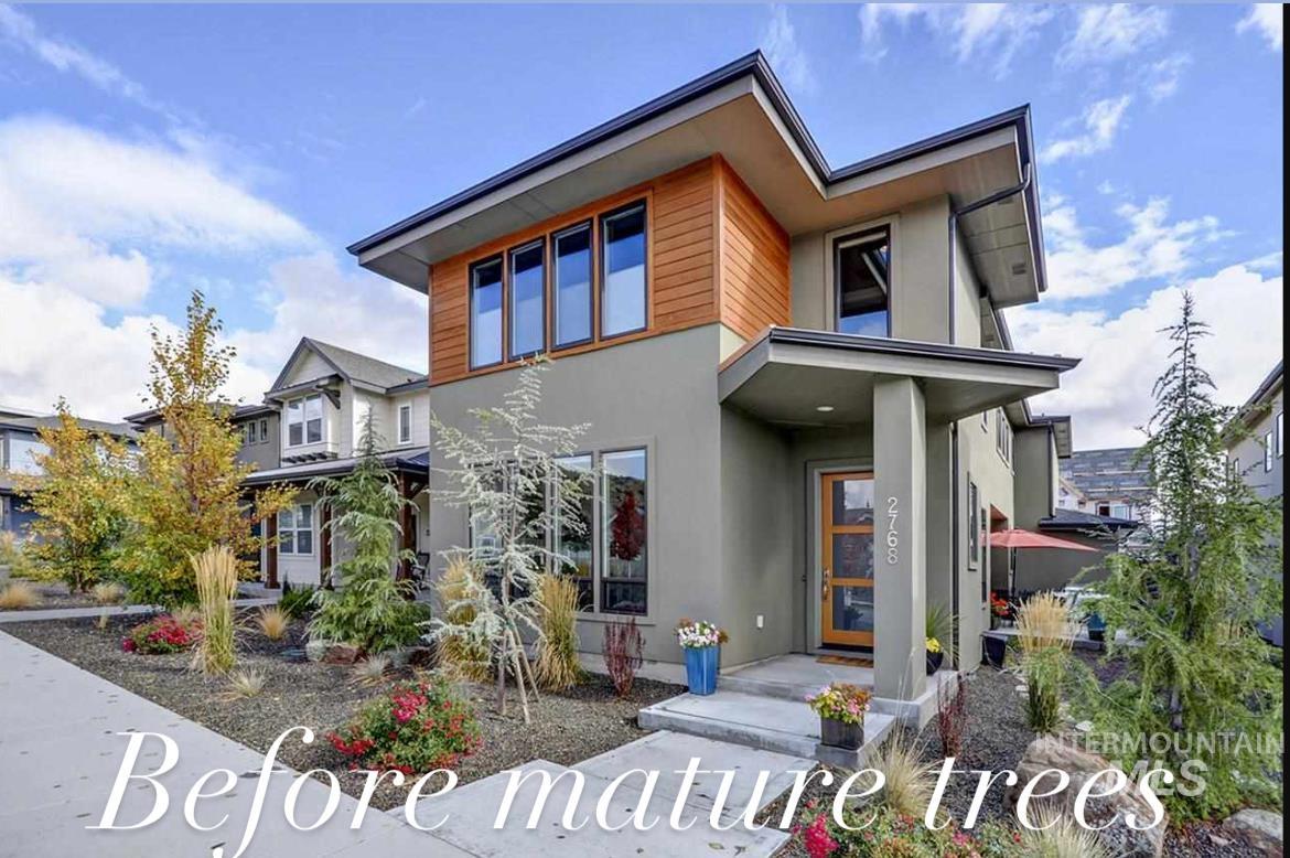 2768 S Trailwood Way