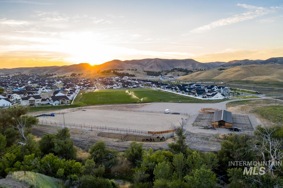 13456 N Tierra Linda Way