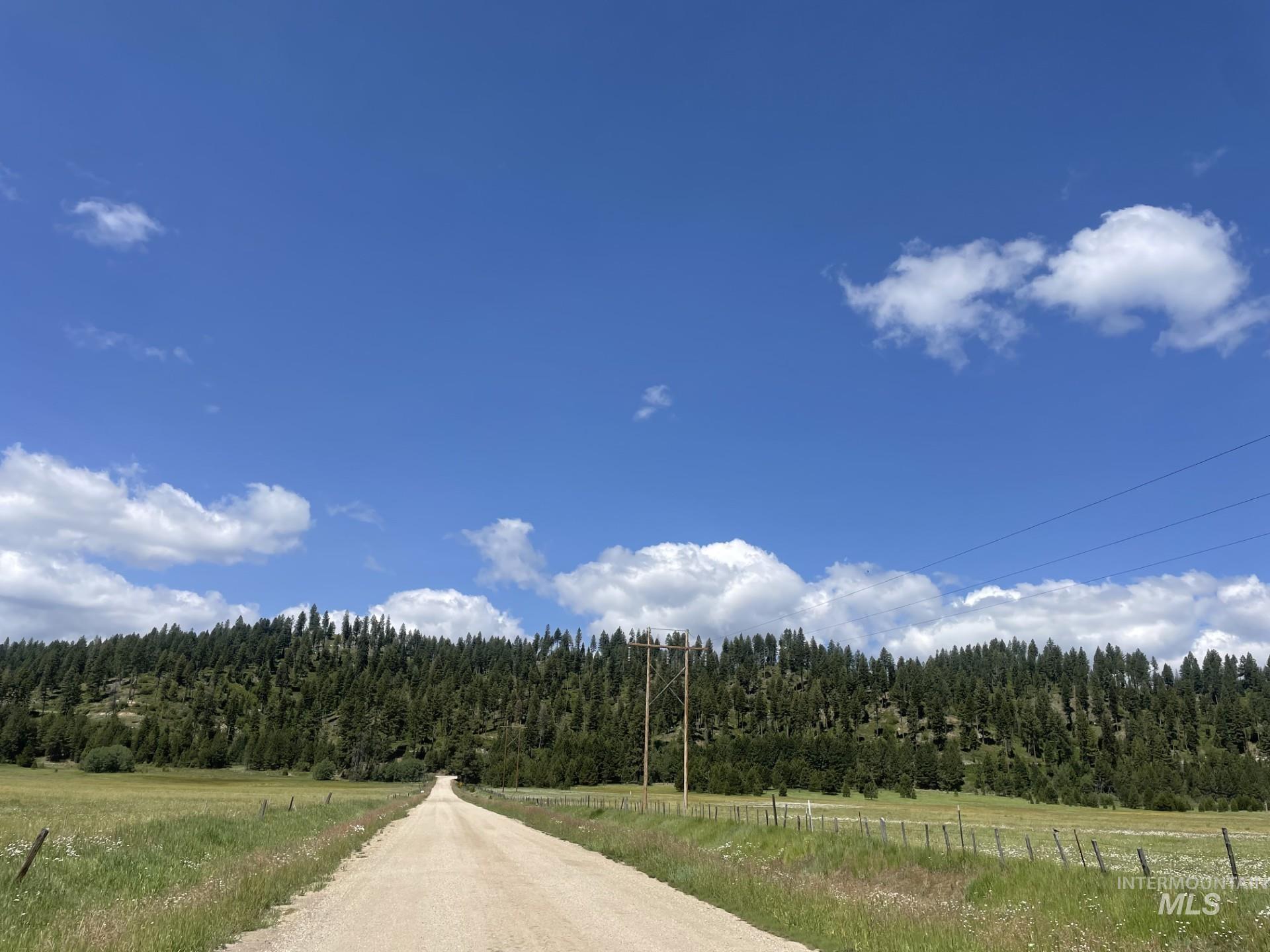 163.21 AC Gray Lane