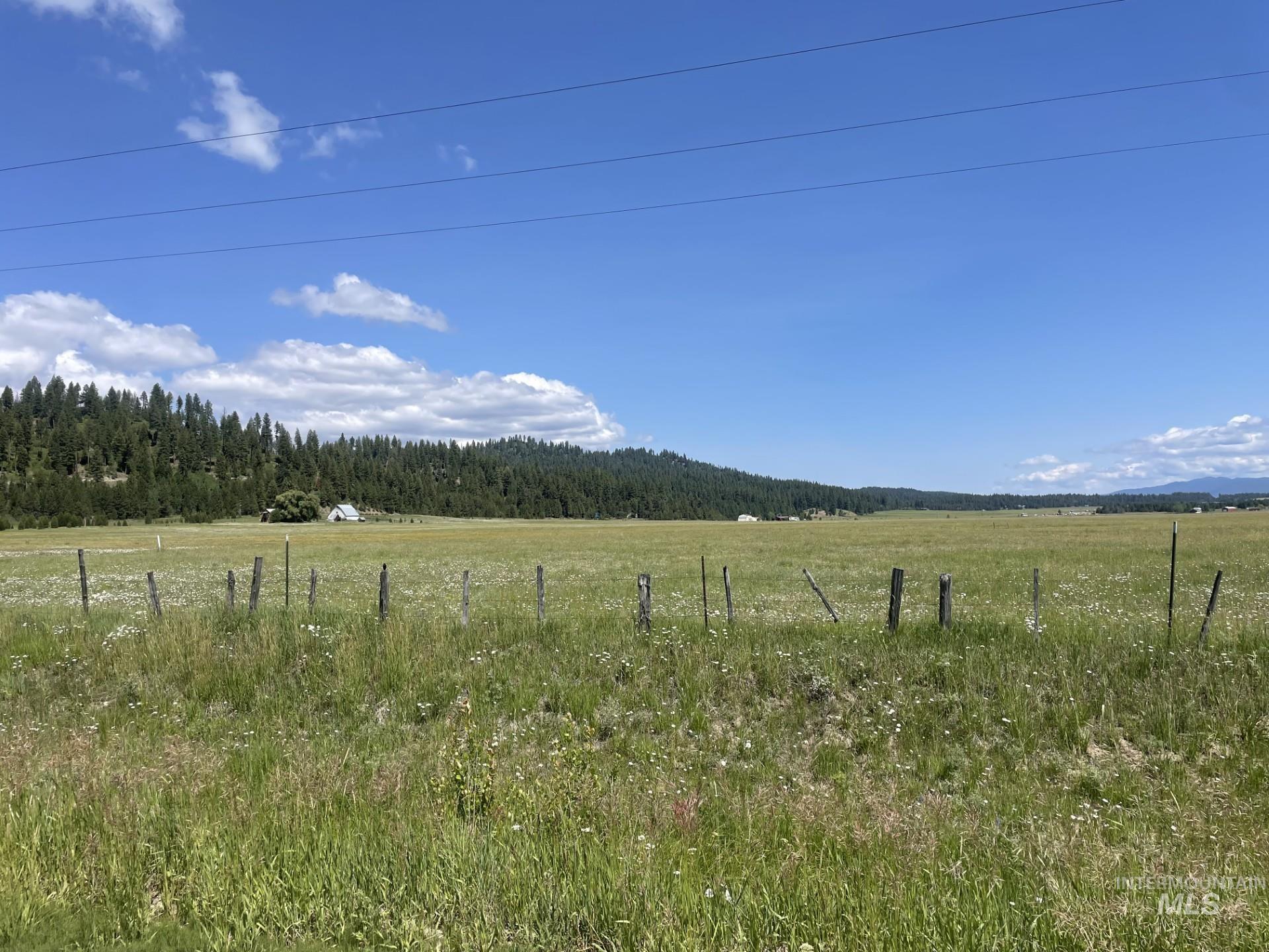 163.21 AC Gray Lane