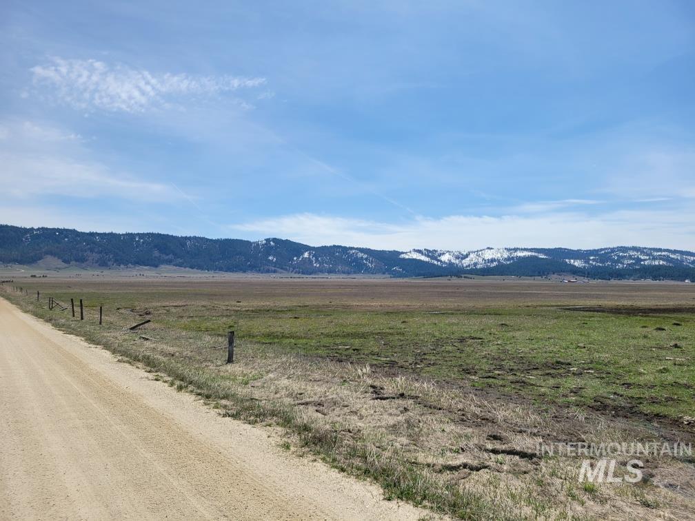 163.21 AC Gray Lane