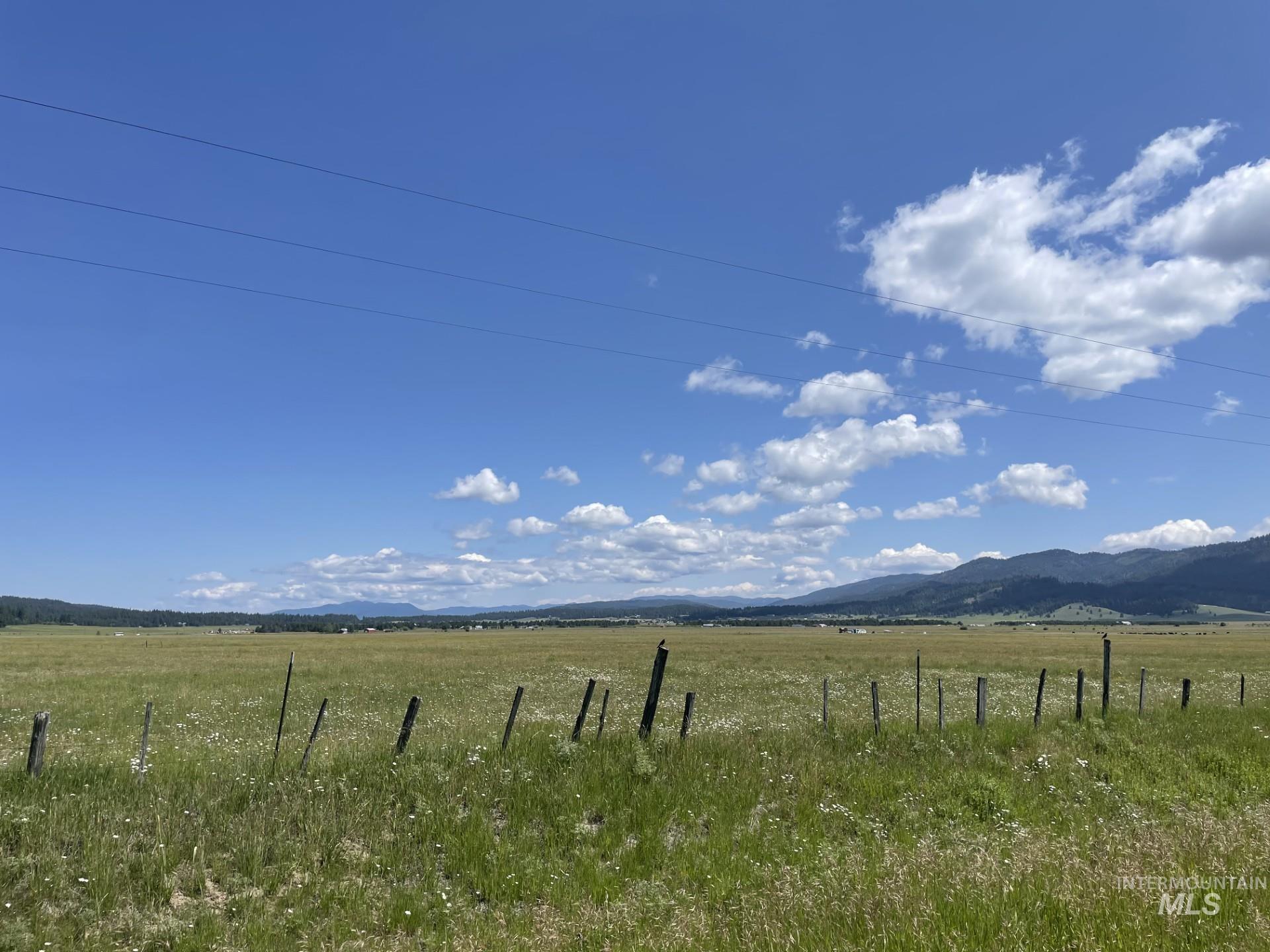 163.21 AC Gray Lane
