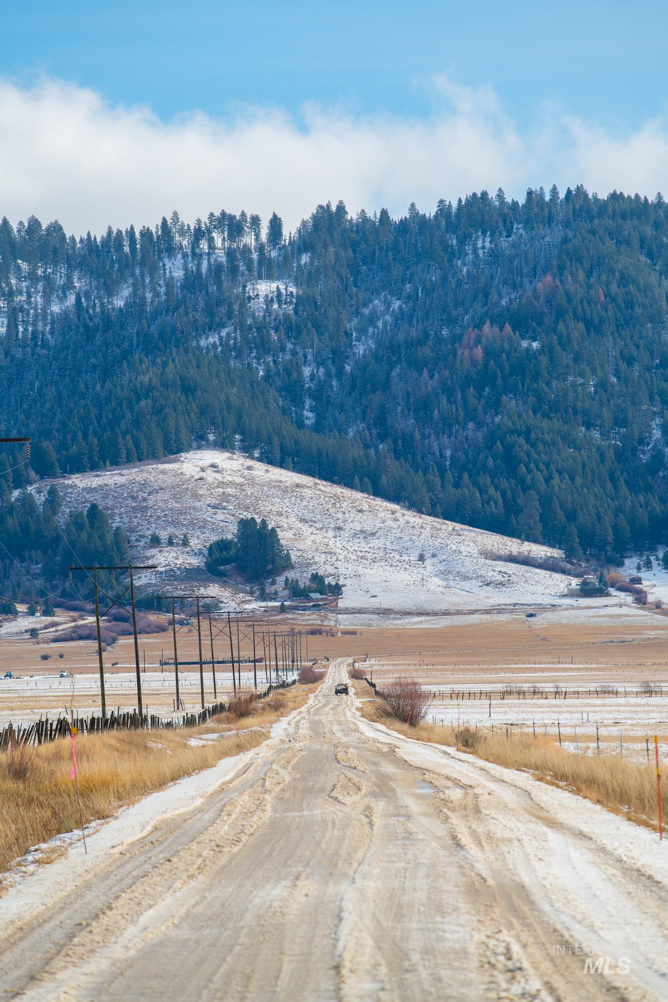 163.21 AC Gray Lane