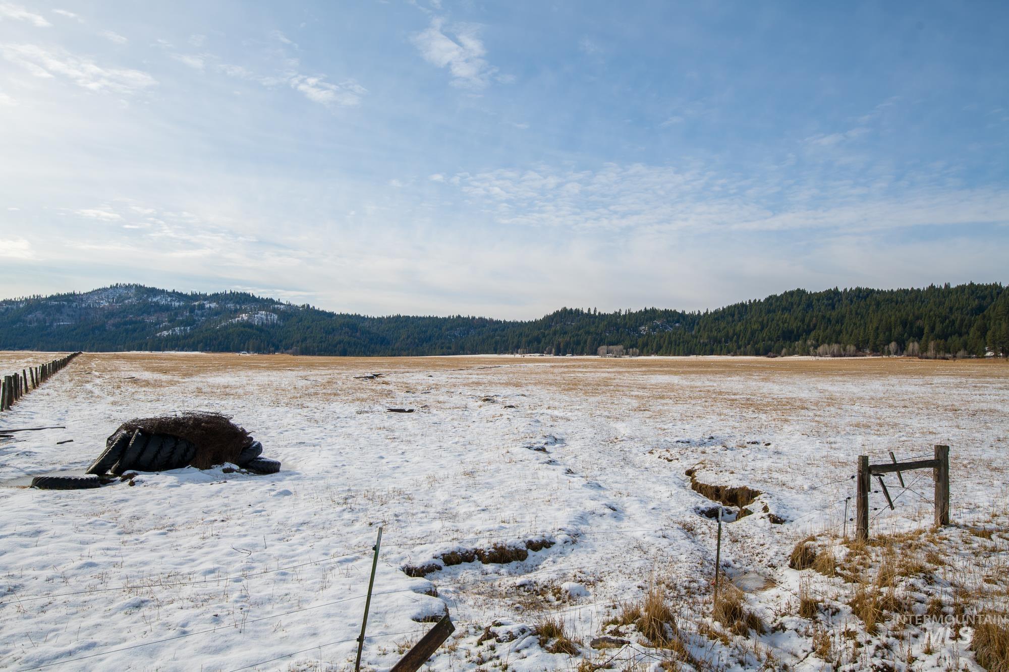 163.21 AC Gray Lane