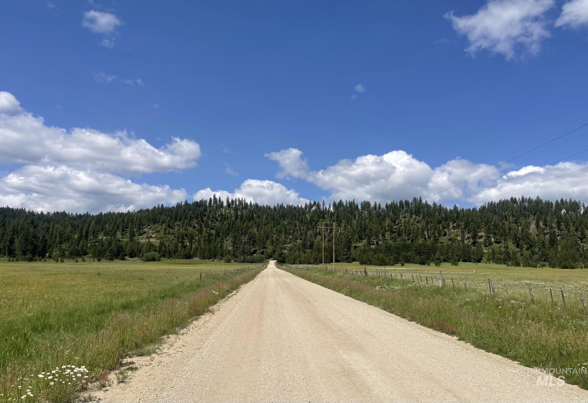 163.21 AC Gray Lane