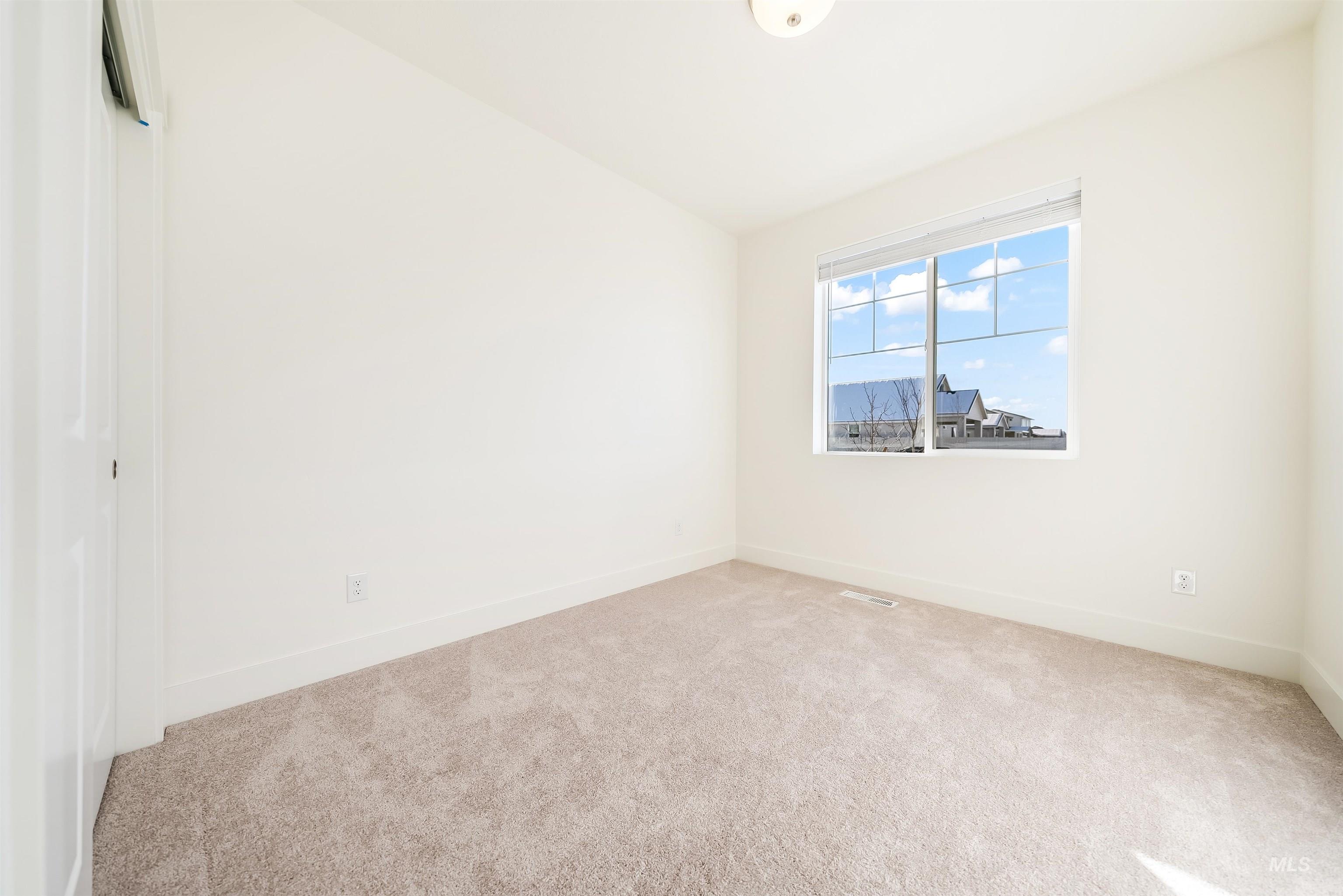 12490 W Pine Grass St