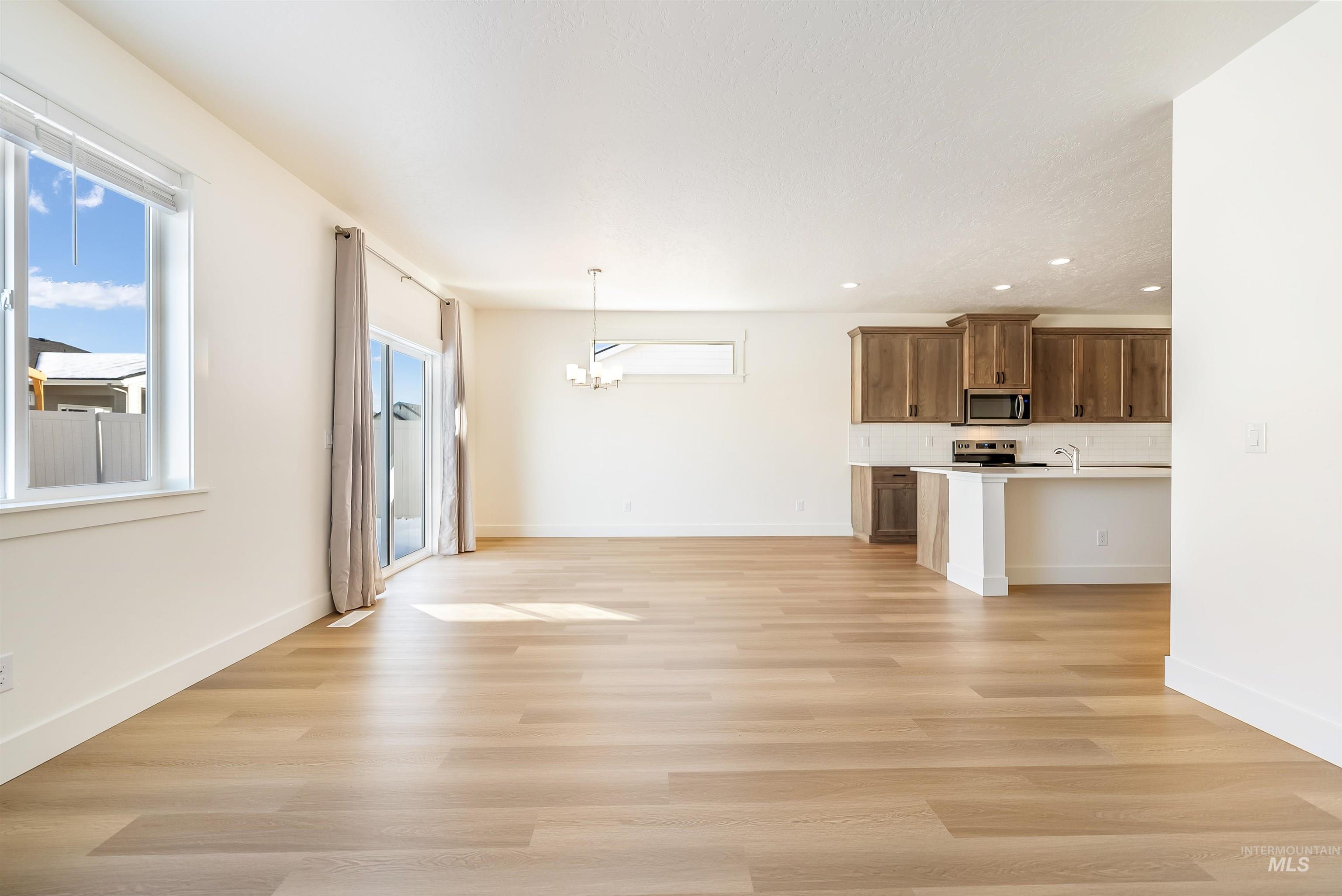 12490 W Pine Grass St