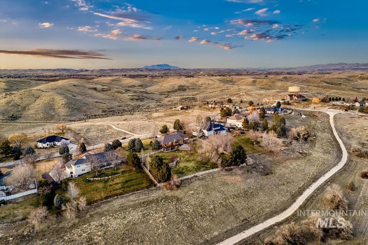 9367 W W Hills Gate Drive