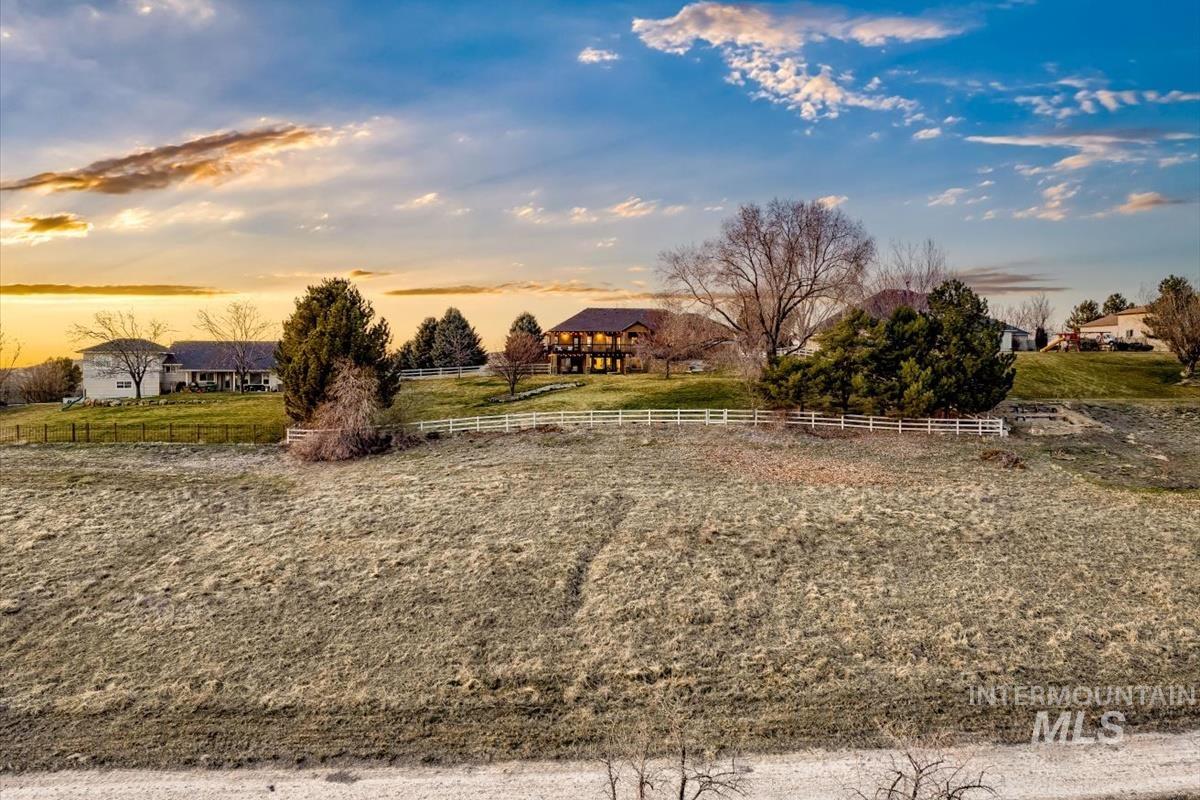 9367 W W Hills Gate Drive