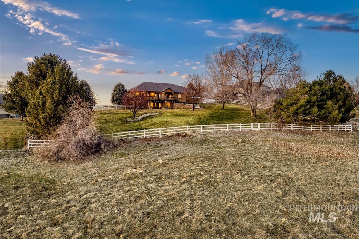 9367 W W Hills Gate Drive