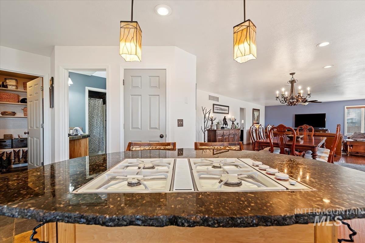 3135 S Black Cat Rd.