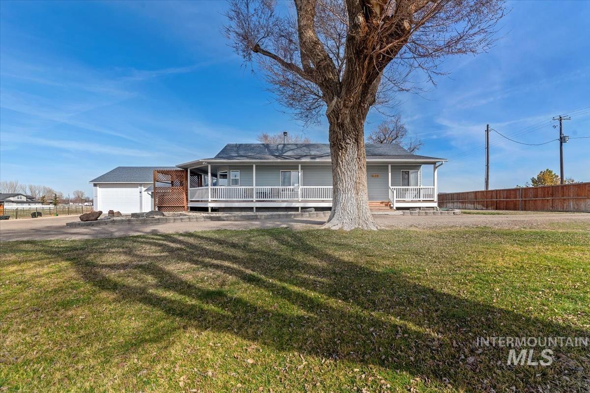 3135 S Black Cat Rd.