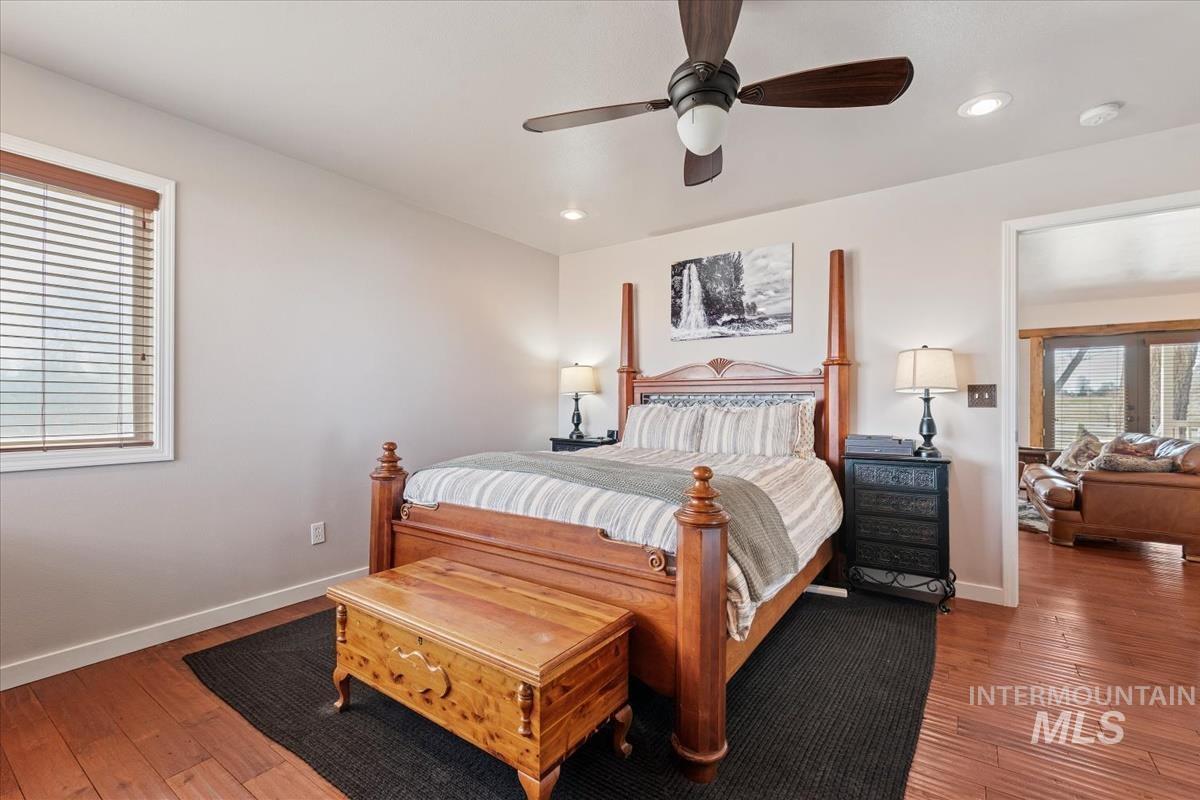 3135 S Black Cat Rd.