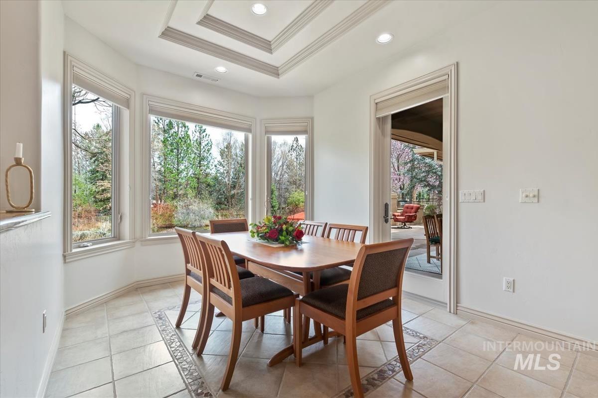 1092 W Shearwater Ln