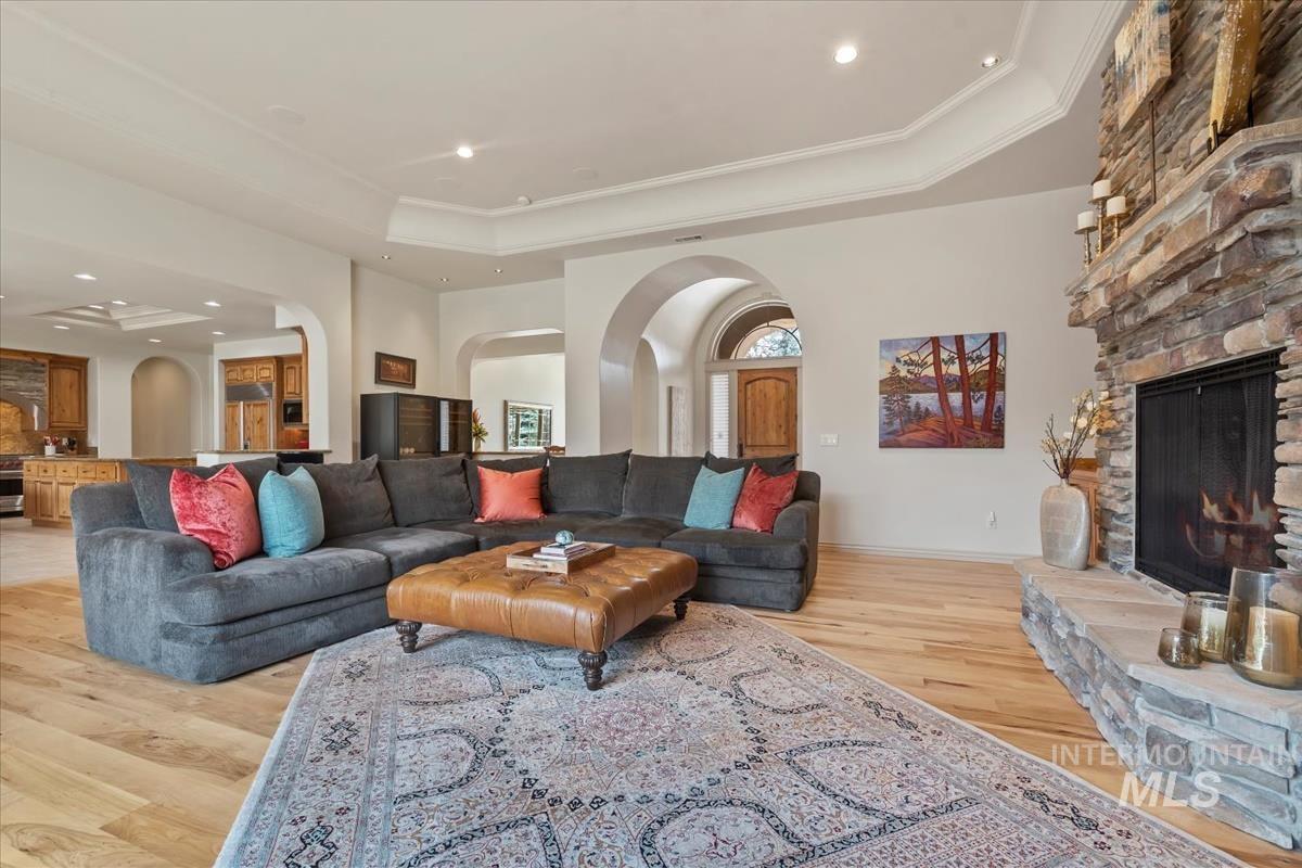 1092 W Shearwater Ln