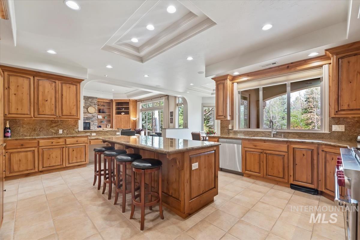 1092 W Shearwater Ln