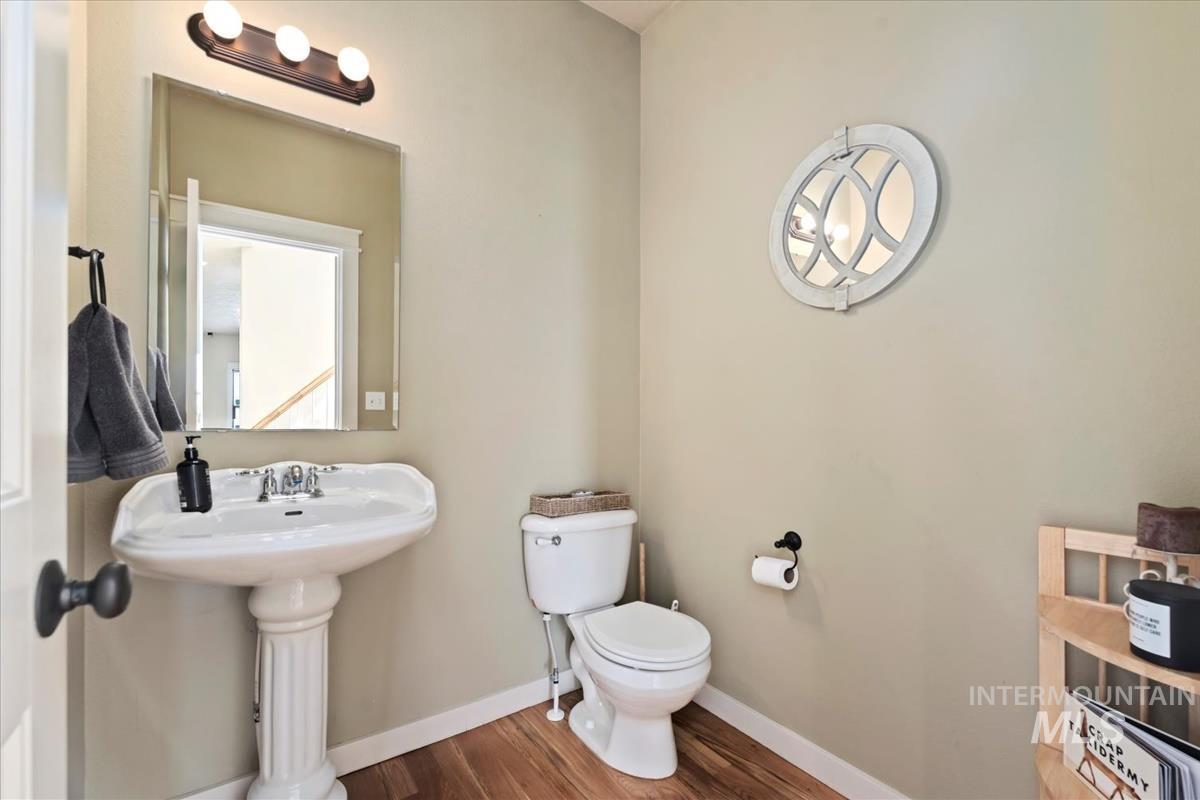 2869 N. Christian Way