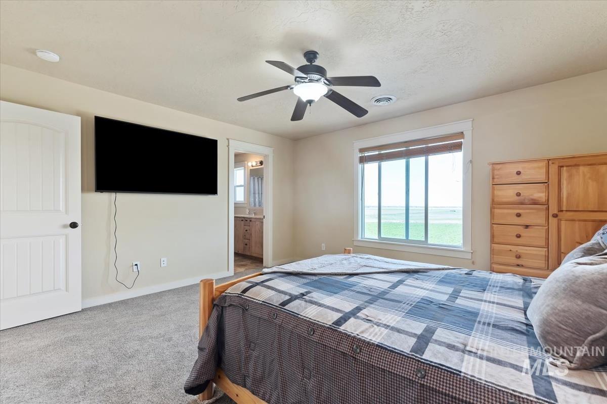 2869 N. Christian Way