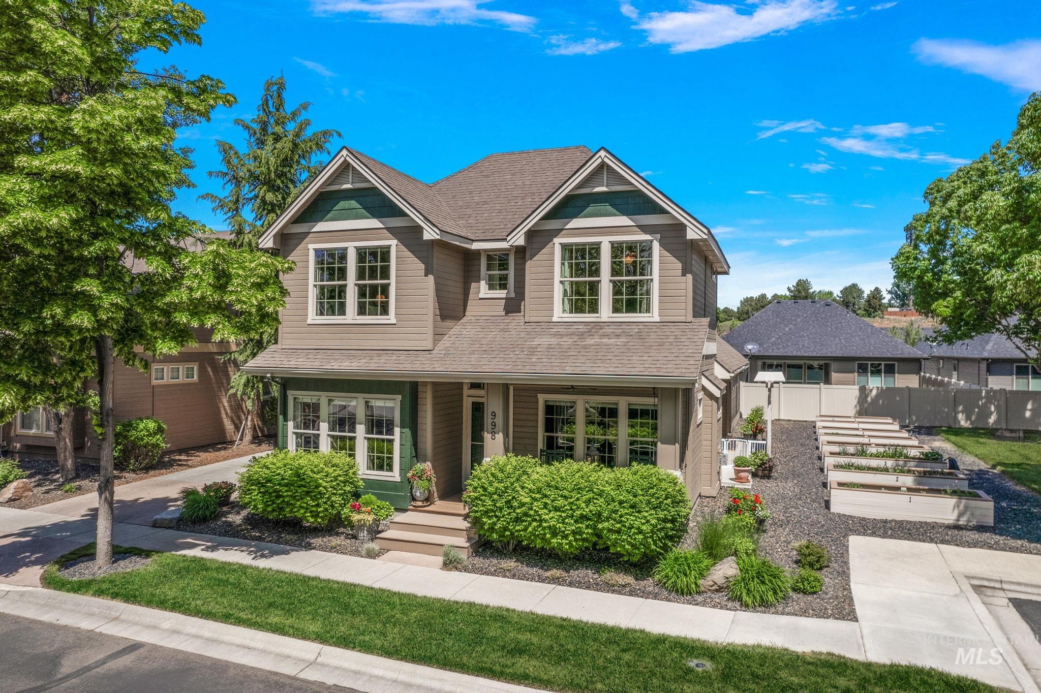 998 E Shadow Creek Lane