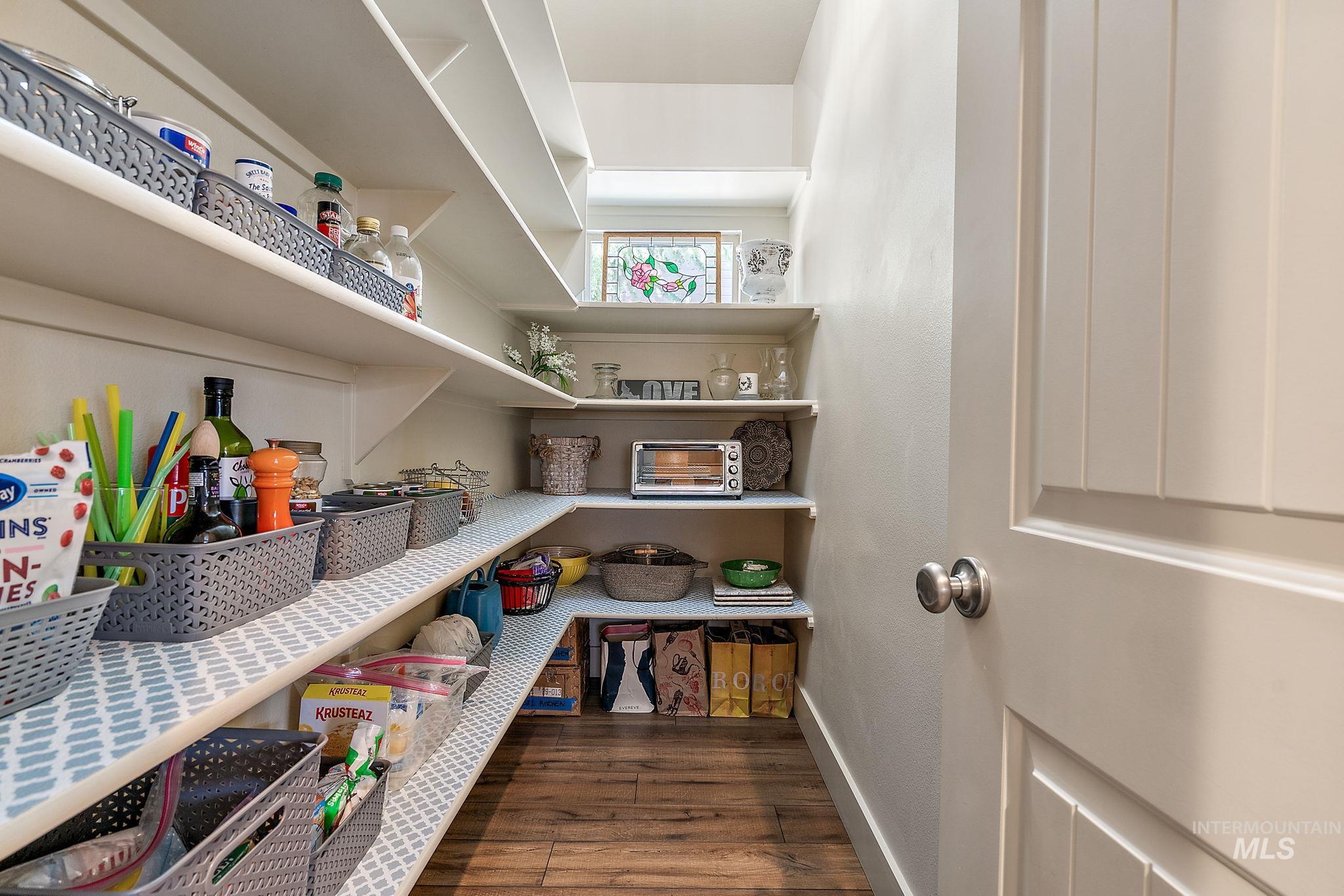 998 E Shadow Creek Lane