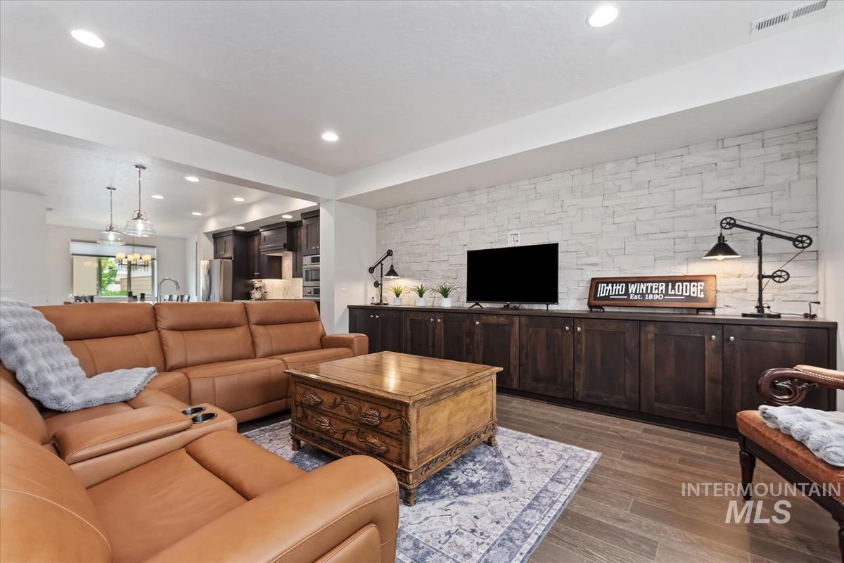 3034 S Honeycomb Way