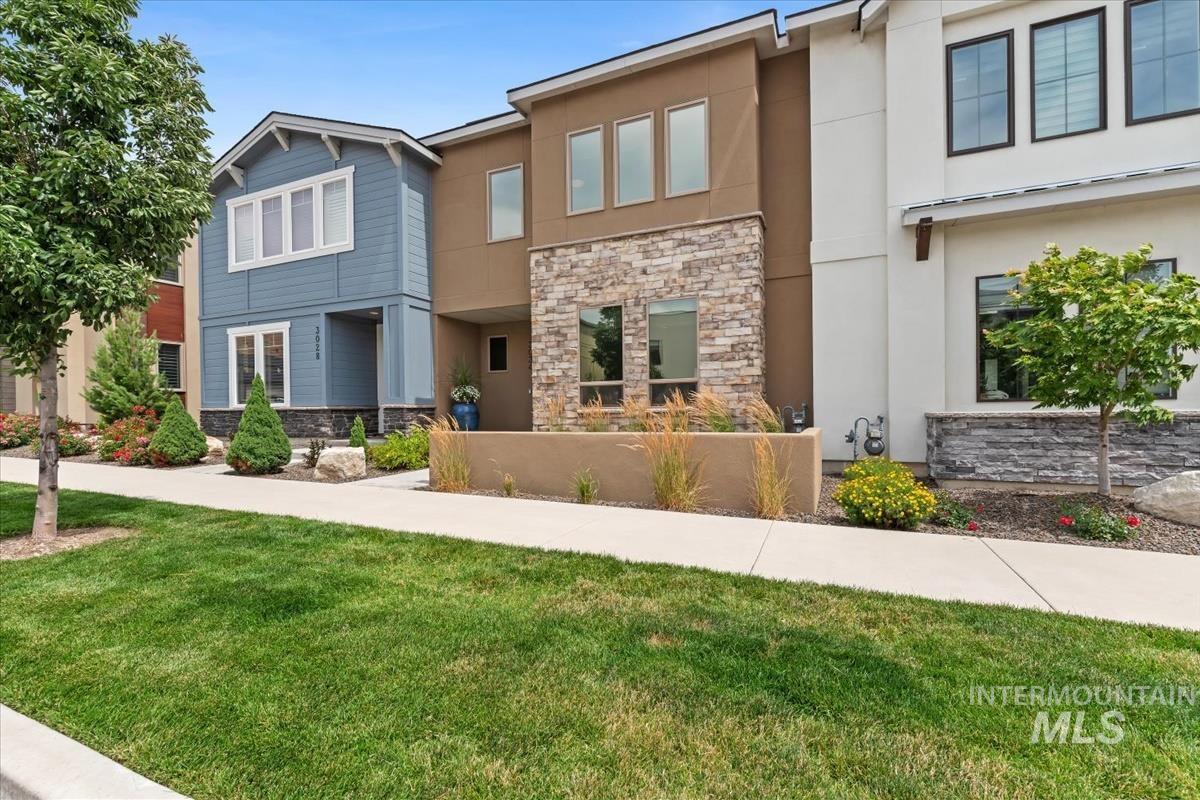 3034 S Honeycomb Way