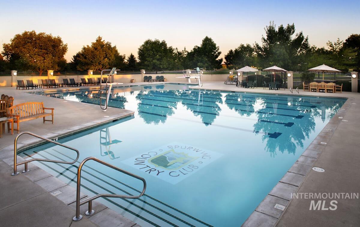 6990 N Moon Drummer Way