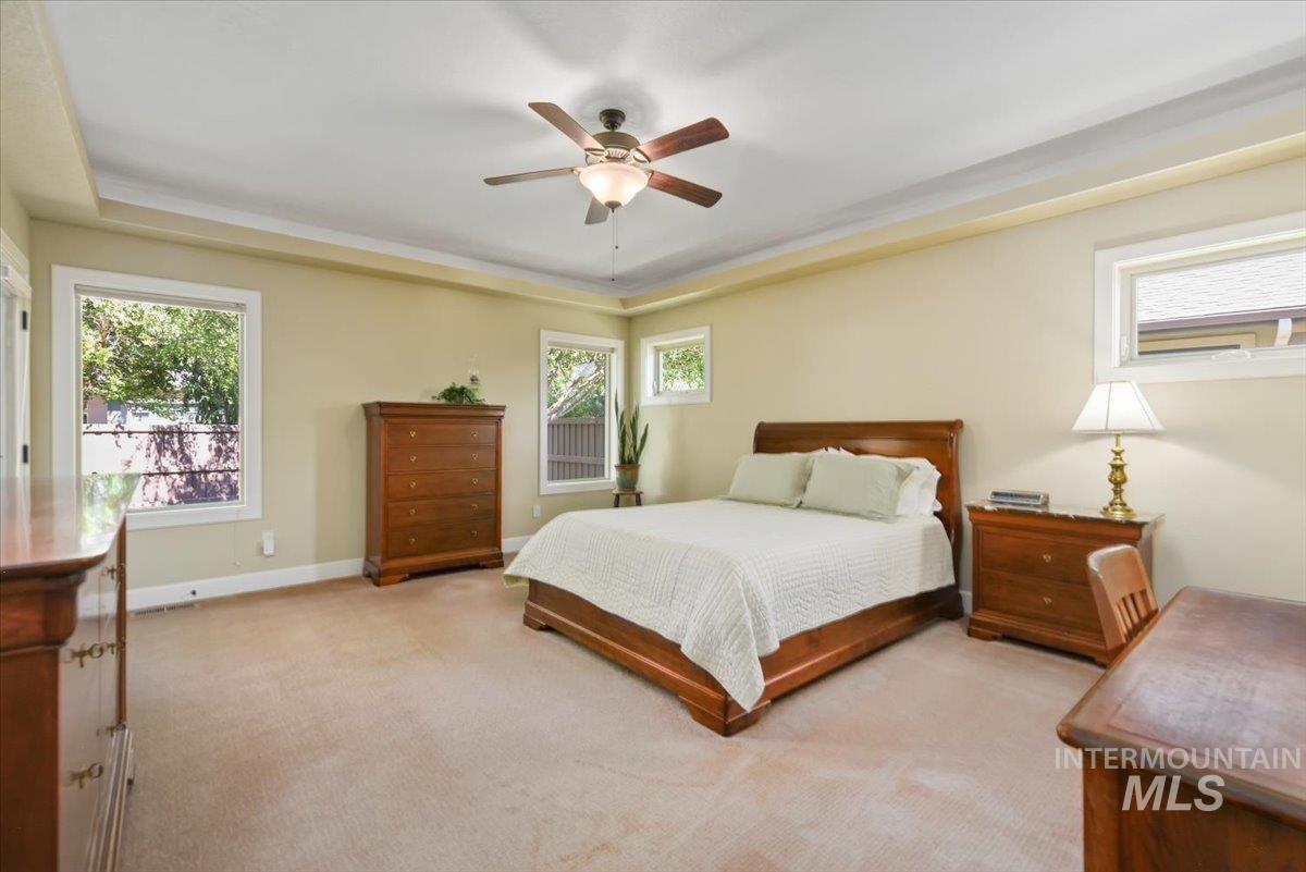 6990 N Moon Drummer Way