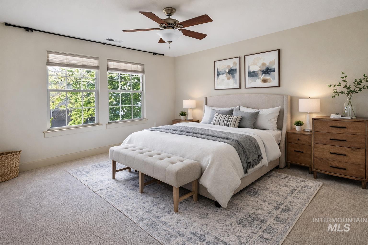 998 E Shadow Creek Lane