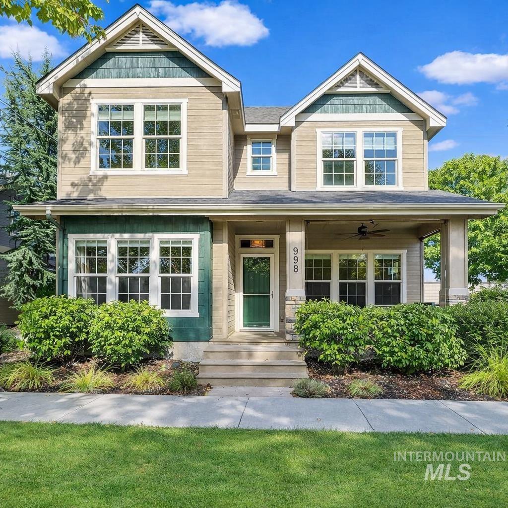 998 E Shadow Creek Lane