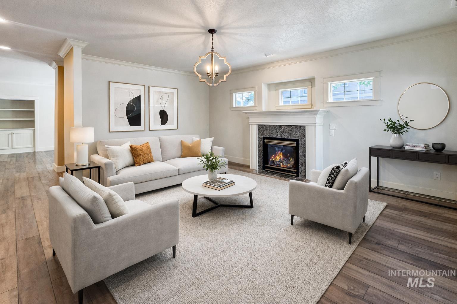 998 E Shadow Creek Lane